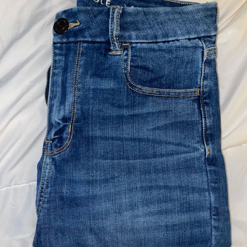 AMERICAN EAGLE CURVY HIGH RISE JEGGING